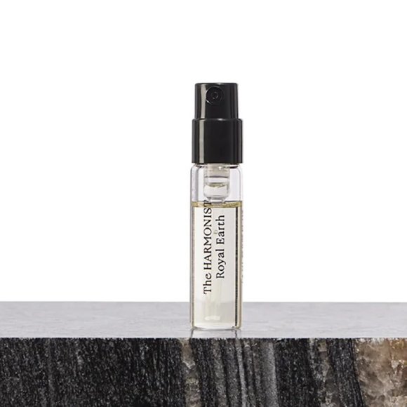 🌷 New 🌷 The Harmonist Royal Earth Spray Sample, 1.5 mL, 0.05 FL.OZ. - Picture 2 of 7